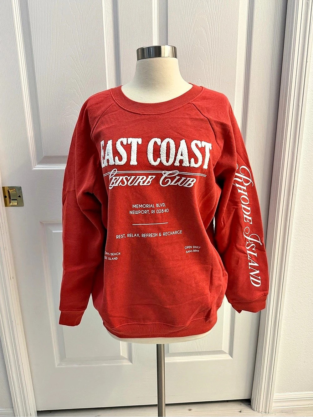 VIVYL East Coast Graphic Sweatshirt NWT in Red